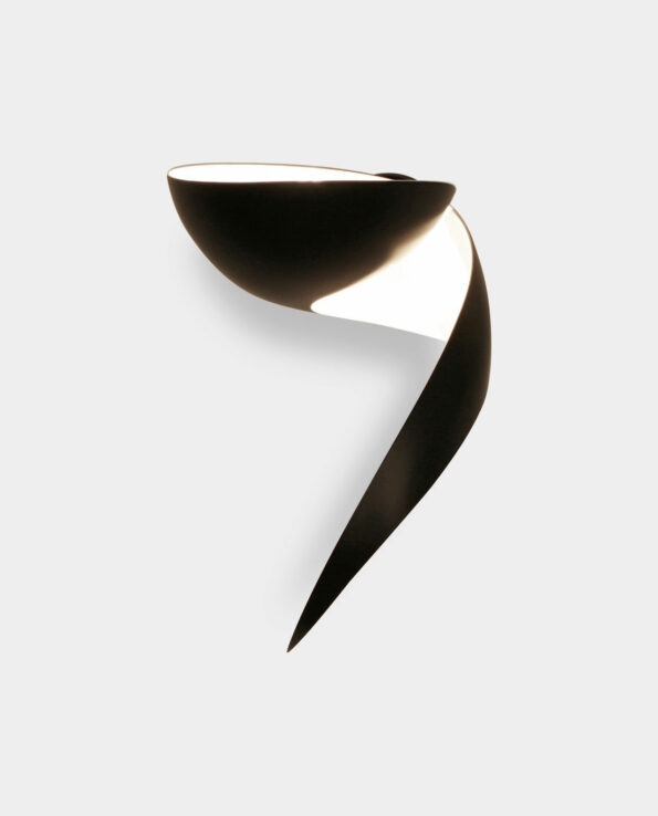 Ref_FLAM_sconce-flame-serge-mouille-1962_left