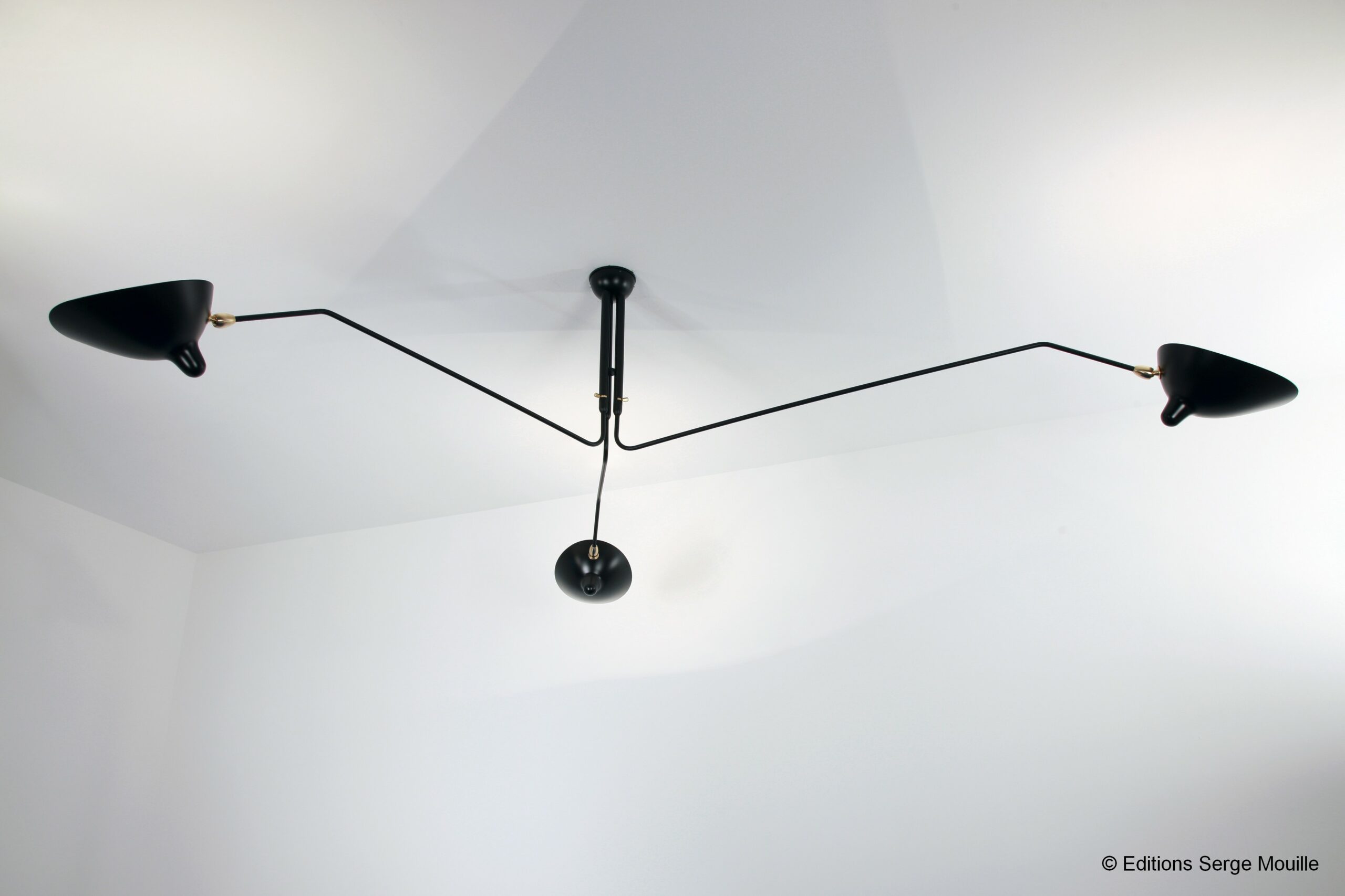 Plafonnier 3 bras pivotants – Luminaires Serge Mouille – E